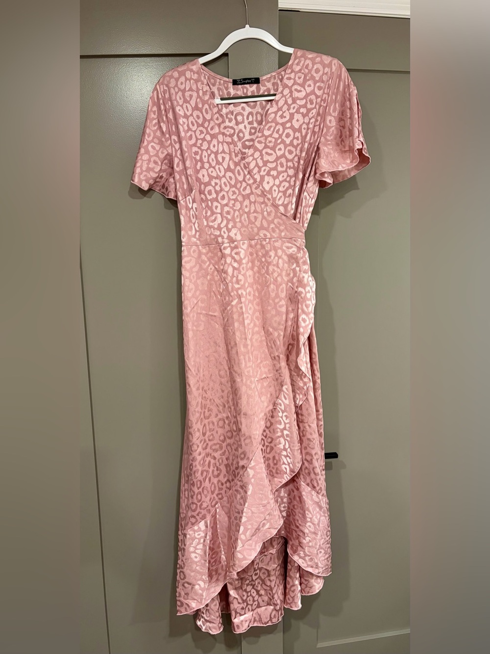 Simplee Pink Leopard print dress